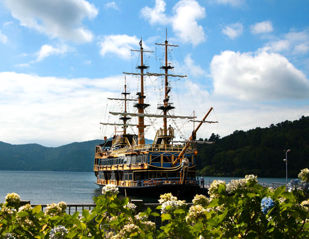 Hakone, nave pirata sul lago Ashinoko, Giappone